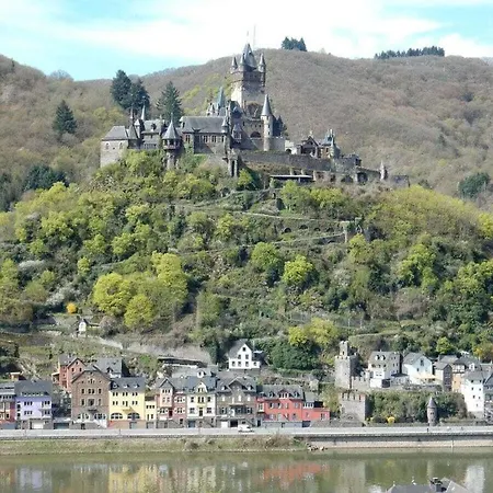 Am Alten Kirchplatz 2